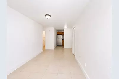 990 NW 1st Street #Apt 1, Miami, FL 33128 - Photo 3