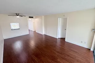 6070 NW 64th Ave NW, Tamarac, FL 33319 - Photo 7