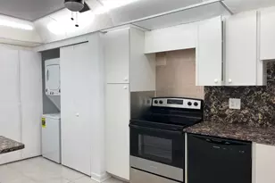 2751 S Palm Aire Dr, Pompano Beach, FL 33069 - Photo 19