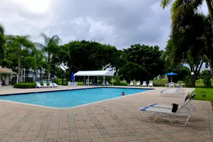 2751 S Palm Aire Dr, Pompano Beach, FL 33069 - Photo 27