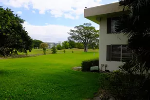 2751 S Palm Aire Dr, Pompano Beach, FL 33069 - Photo 31
