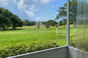 2751 S Palm Aire Dr, Pompano Beach, FL 33069 - Photo 23