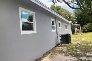 1788 SW 8th St, Okeechobee, FL 34974 - Photo 9