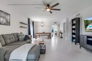303 Lakeview Dr, Weston, FL 33326 - Photo 19