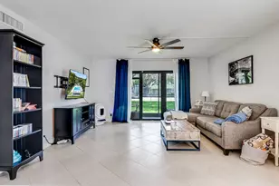 303 Lakeview Dr, Weston, FL 33326 - Photo 15