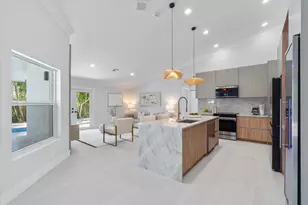 1132 NE 3rd Ave, Boca Raton, FL 33432 - Photo 7