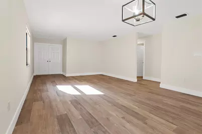 391 NW 58th Avenue, Miami, FL 33126 - Photo 7