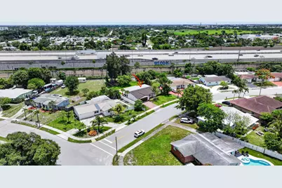 1408 Cochran Drive, Lake Worth Beach, FL 33461 - Photo 45