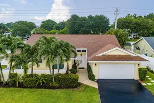 433 SW 27th Ave, Delray Beach, FL 33445 - Photo 1
