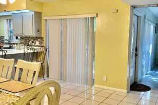 8115 SW 24th St, North Lauderdale, FL 33068 - Photo 11