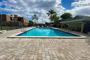 8115 SW 24th St, North Lauderdale, FL 33068 - Photo 29
