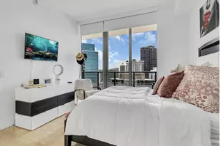 1300 Brickell Bay Dr, Miami, FL 33131 - Photo 9