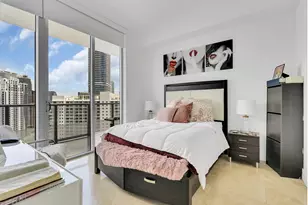 1300 Brickell Bay Dr, Miami, FL 33131 - Photo 7