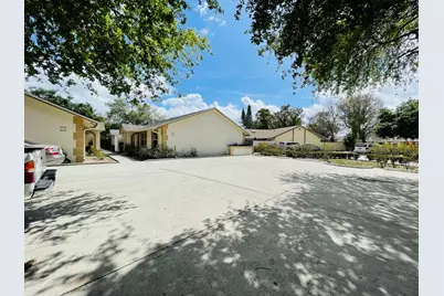 1654 Hawthorne Place, Wellington, FL 33414 - Photo 9