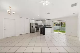 6196 Azalea Cir, West Palm Beach, FL 33415 - Photo 9
