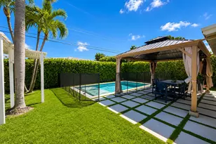 340 Summa St, West Palm Beach, FL 33405 - Photo 1