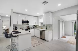 340 Summa St, West Palm Beach, FL 33405 - Photo 9