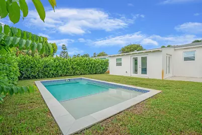 340 Summa Street, West Palm Beach, FL 33405 - Photo 1
