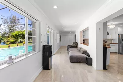 19885 NE 22nd Avenue, Miami, FL 33180 - Photo 19