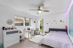 19885 NE 22nd Ave, Miami, FL 33180 - Photo 43