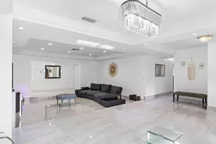 19885 NE 22nd Ave, Miami, FL 33180 - Photo 41