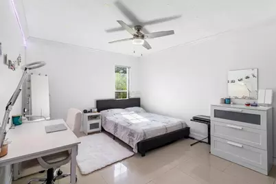 19885 NE 22nd Avenue, Miami, FL 33180 - Photo 45