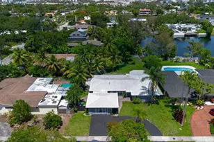 19885 NE 22nd Ave, Miami, FL 33180 - Photo 1