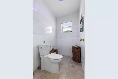 19885 NE 22nd Avenue, Miami, FL 33180 - Photo 55