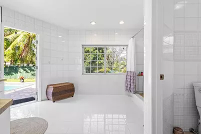 19885 NE 22nd Avenue, Miami, FL 33180 - Photo 49