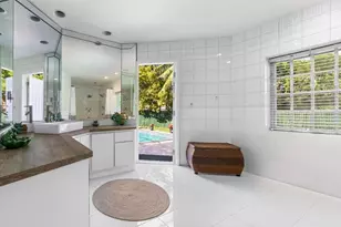 19885 NE 22nd Ave, Miami, FL 33180 - Photo 49