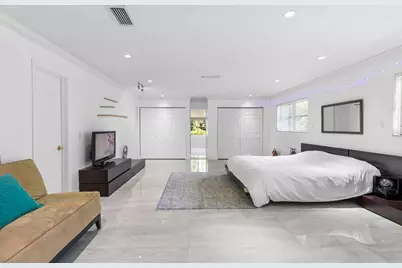 19885 NE 22nd Avenue, Miami, FL 33180 - Photo 59