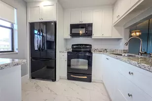 10332 Sunrise Lakes Blvd, Sunrise, FL 33322 - Photo 7
