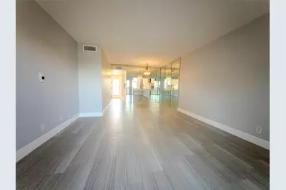 10332 Sunrise Lakes Boulevard #310, Sunrise, FL 33322 - Photo 11