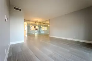 10332 Sunrise Lakes Blvd, Sunrise, FL 33322 - Photo 13