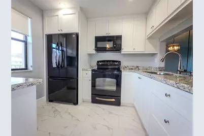 10332 Sunrise Lakes Boulevard #310, Sunrise, FL 33322 - Photo 7