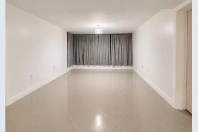 3516 Whitehall Drive #105, West Palm Beach, FL 33401 - Photo 7