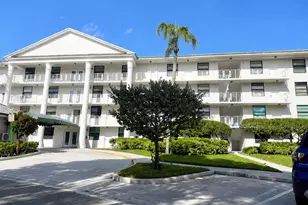 3516 Whitehall Dr, West Palm Beach, FL 33401 - Photo 1