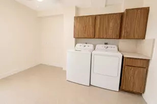 3516 Whitehall Dr, West Palm Beach, FL 33401 - Photo 15