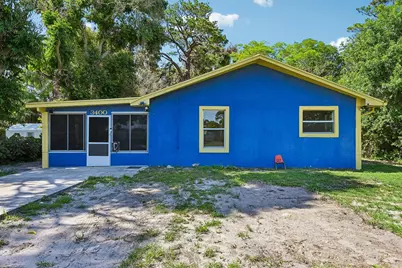 3400 Avenue S, Fort Pierce, FL 34947 - Photo 1