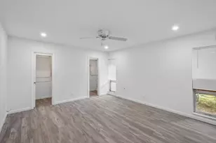 4704 Queen Palm Ln, Tamarac, FL 33319 - Photo 17