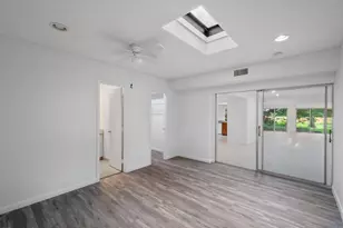 4704 Queen Palm Ln, Tamarac, FL 33319 - Photo 7