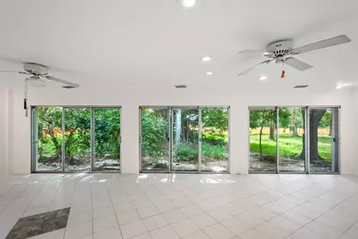 4704 Queen Palm Lane, Tamarac, FL 33319 - Photo 21