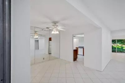 4704 Queen Palm Lane, Tamarac, FL 33319 - Photo 9