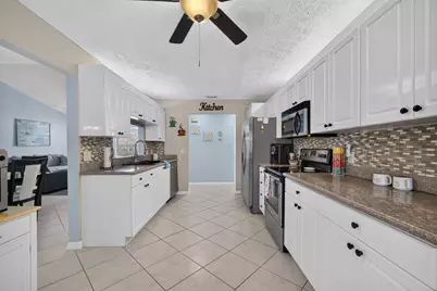 437 SE Nome Drive, Port Saint Lucie, FL 34984 - Photo 17