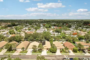 1017 Fosters Mill Rd, Boynton Beach, FL 33436 - Photo 5