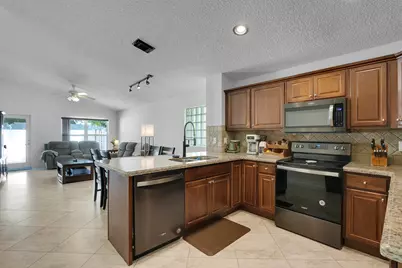 1017 Fosters Mill Road, Boynton Beach, FL 33436 - Photo 19