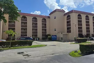 3251 Holiday Springs Blvd, Margate, FL 33063 - Photo 3