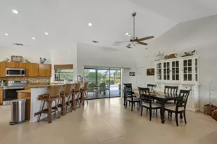10705 SE Seabreeze Ct, Hobe Sound, FL 33455 - Photo 21