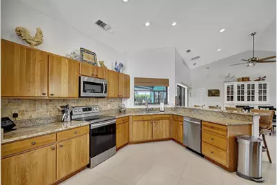 10705 SE Seabreeze Court, Hobe Sound, FL 33455 - Photo 23