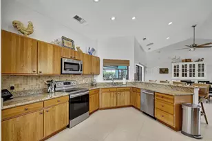 10705 SE Seabreeze Ct, Hobe Sound, FL 33455 - Photo 23